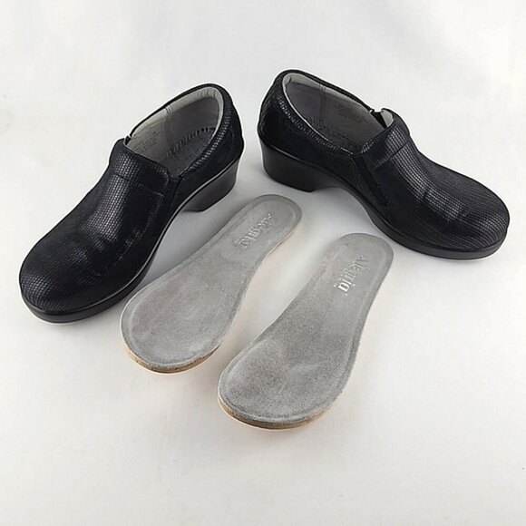 Alegria Women's Eryn Bob & Weave Black Leather Slip On Wedge Shoes Sz 38 - Picture 14 of 16